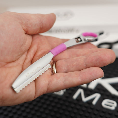 Matakki M1 - Teksturkniv (Pink)