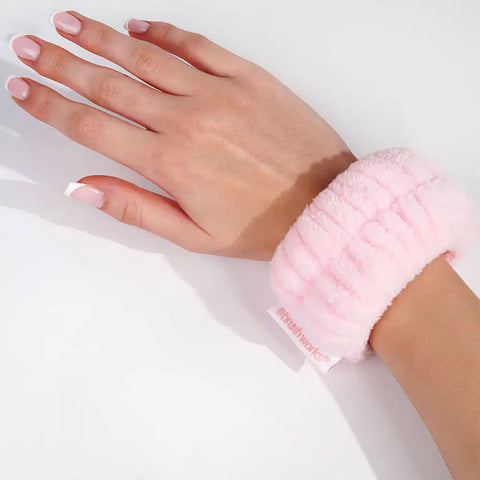 Brushworks Microfibre Wrist Wash Bands - 2 PCS