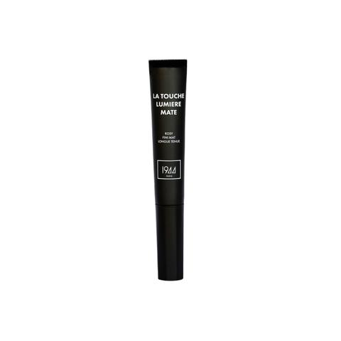 1944 Paris - Multitasking Glow Matte (La Touche Lumière Mate)